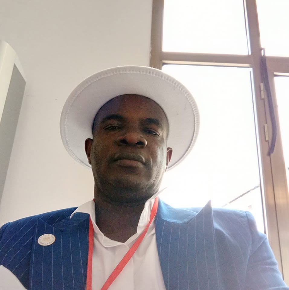 Fr NTSONGOLA Auger
